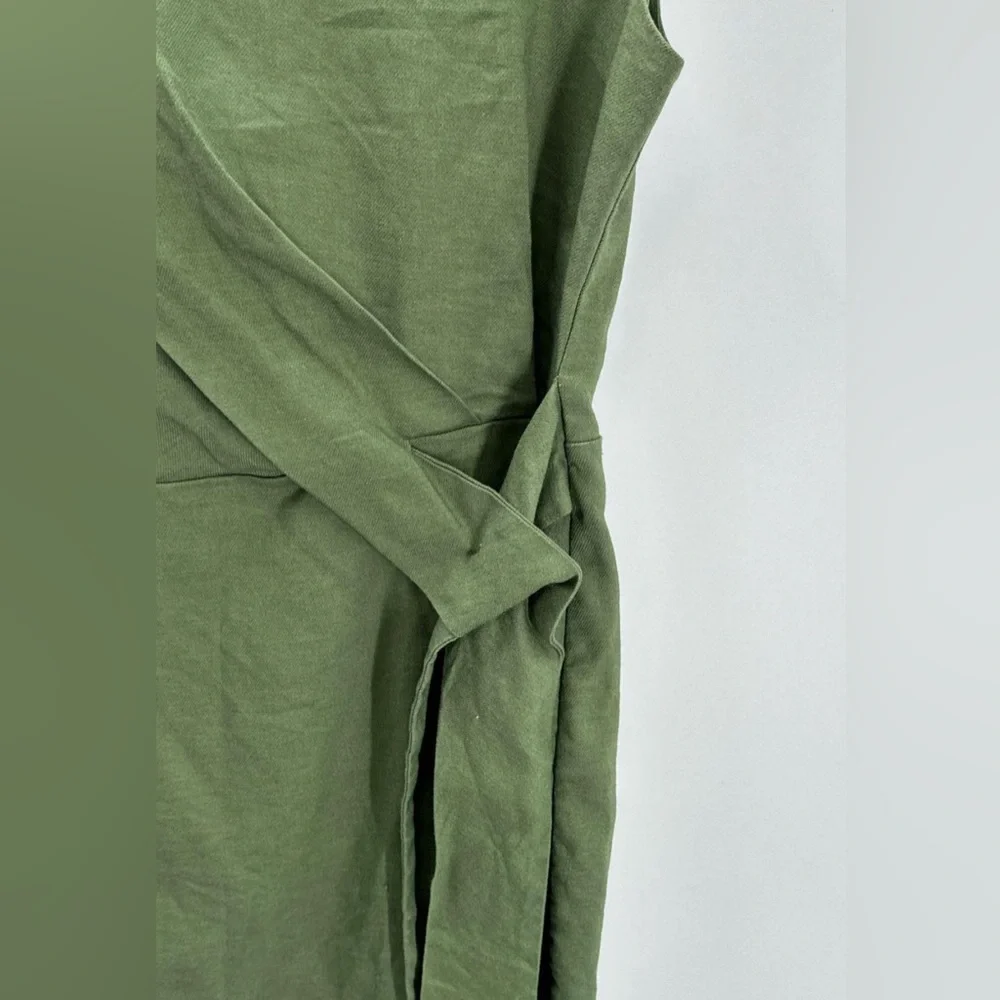 Ann Taylor Sheath Boat Neck green Dress